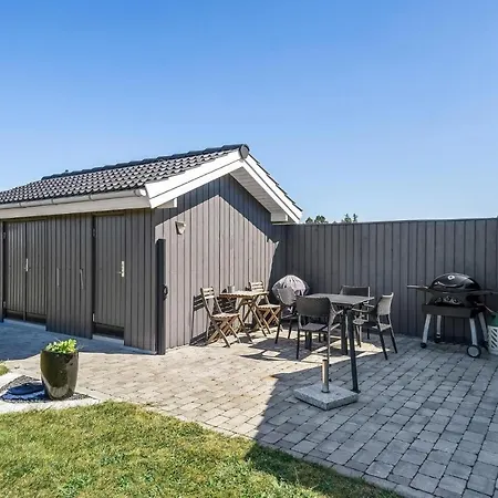 Three-bedroom In * Jerup