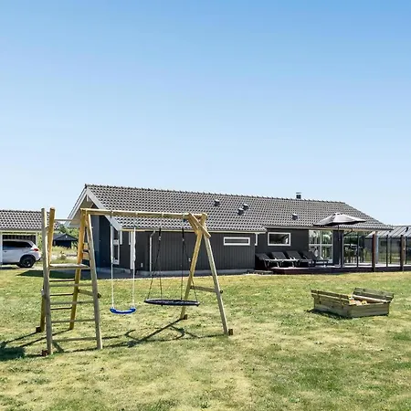 Prázdninový dům Three-bedroom In Jerup