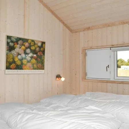 Prázdninový dům Three-bedroom In *